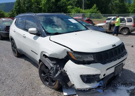 2021 Jeep Compass Altitude 4X4 из США, поврежденный, VIN 3C4NJDBB7MT586620